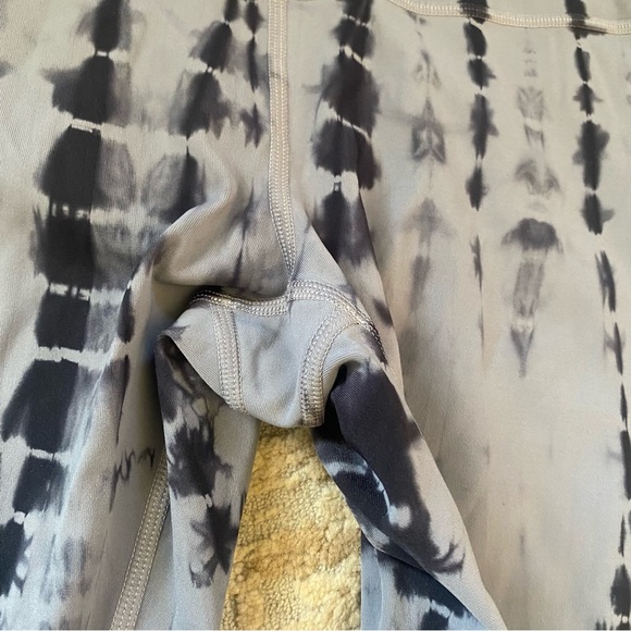lululemon Wunder Under High rise Vert Shabori Tie Dye Tights Leggings Yoga: 6 - Picture 6 of 10